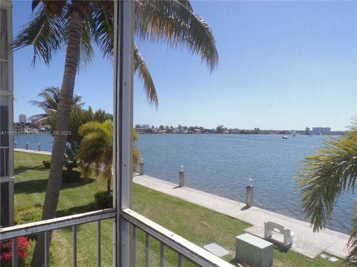 apt-p206-3000 Marcos Dr, Aventura, FL, 33160-2543 | Card Image