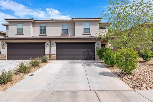3265 S Fossil Hills Dr, St George, UT, 84790-1829 | Card Image
