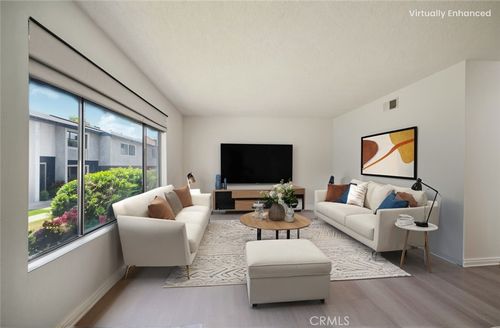 unit-2-1926 Lucas St, San Fernando, CA, 91340-1667 | Card Image