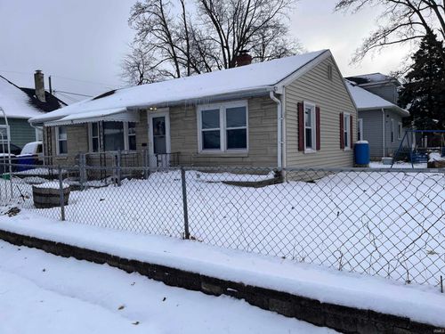 621 W Elm St, Kokomo, IN, 46901-2742 | Card Image