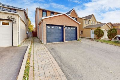 89 Newport St, House other with 5 bedrooms, 5 bathrooms and 6 parking in Brampton ON | Image 1