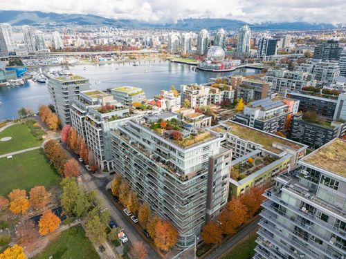 705-181 W 1st Ave, Vancouver, BC, V5Y0E3 | Card Image