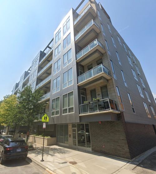 2n-122 S Aberdeen St, Chicago, IL, 60607-1503 | Card Image