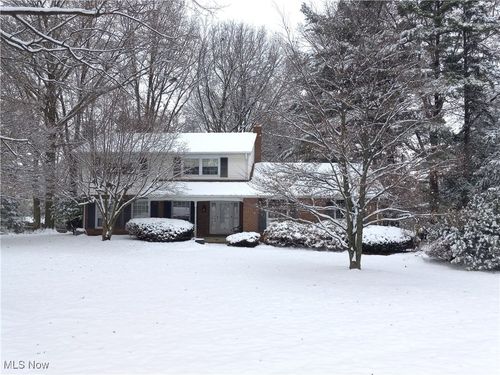 1251 Salway Ave Sw, North Canton, OH, 44720-3451 | Card Image