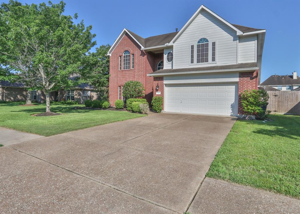 Gladstone Dr, League City, TX 77573