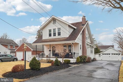 64 Cooper Ave, CHERRY HILL, NJ, 08002-3520 | Card Image