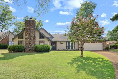 3023 Gainsborough Cove Cv, House other with 4 bedrooms, 3 bathrooms and null parking in Lakeland TN | Image 1