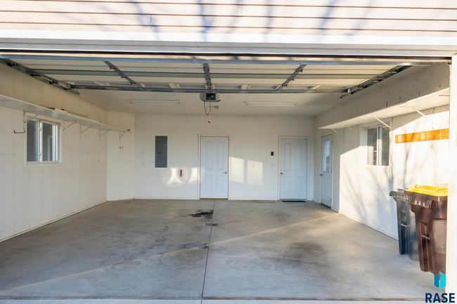 284 7th St, Townhouse with 2 bedrooms, 2 bathrooms and null parking in Westbrook MN | Image 27