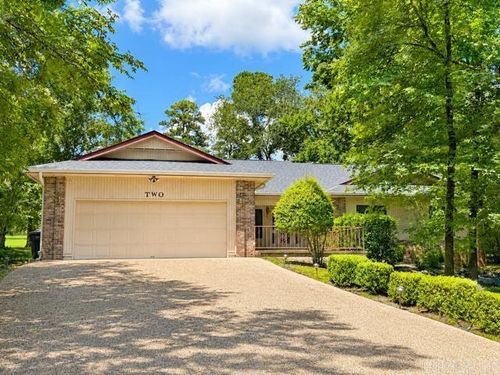 2 Serenidad Trce, Hot Springs Village, AR, 71909-7905 | Card Image