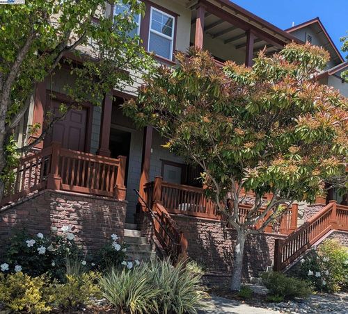 unit-104-1948 Railroad Ave, Livermore, CA, 94550-2123 | Card Image