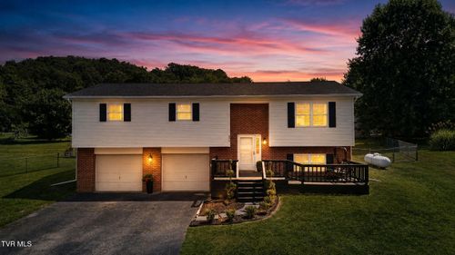 277 Nevada St, Bristol, VA, 24201-2238 | Card Image