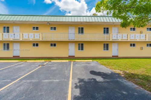 136-505 Nw 177th St, Miami Gardens, FL, 33169-6905 | Card Image