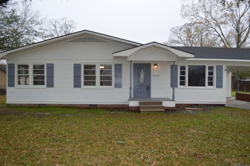 17157 Highway 44, Prairieville, LA, 70769-5415 | Card Image