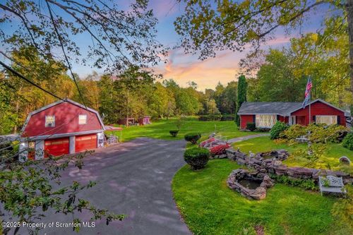 68 Main St, Gouldsboro, PA, 18424-8832 | Card Image
