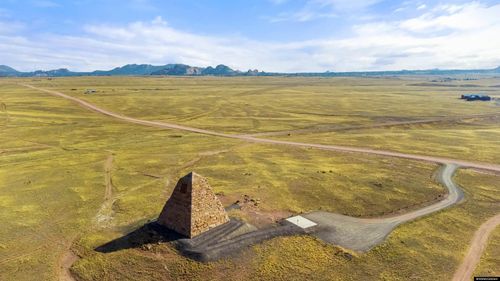 Ames Ranch Tr 10, Buford, WY, 82052 | Card Image