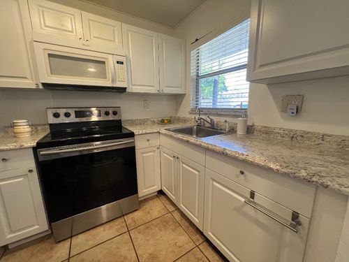 101-2720 N Pine Island Rd, Sunrise, FL, 33322-2272 | Card Image