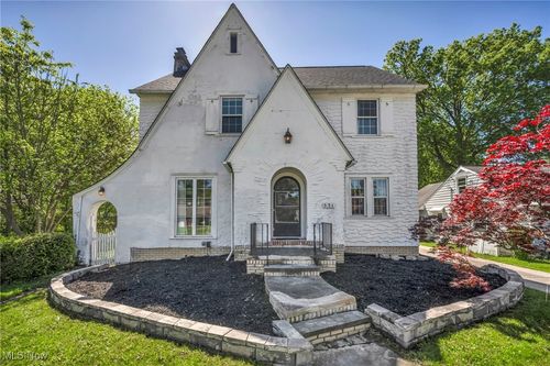 531 Lindberg Blvd, Berea, OH, 44017-1459 | Card Image