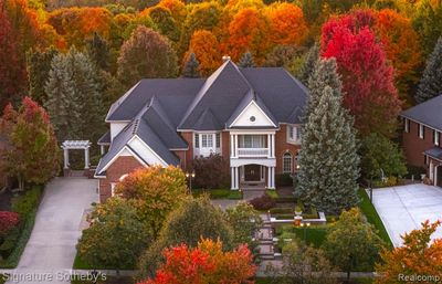 17883 Stonebrook, Home with 5 bedrooms, 4 bathrooms and null parking in Northville Twp MI | Image 2