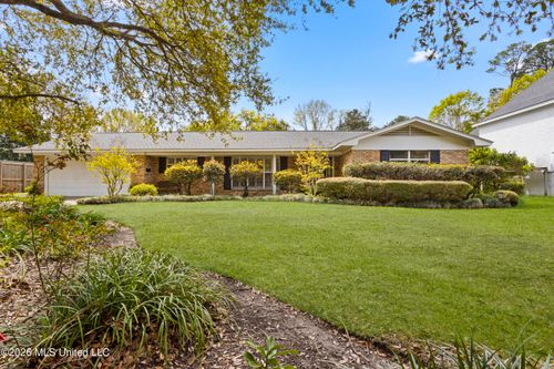 103 Bayou Cir, Gulfport, MS, 39507-4621 | Card Image