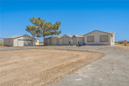 1771 Mcmurray Dr, Pahrump, NV, 89060-2432 | Card Image