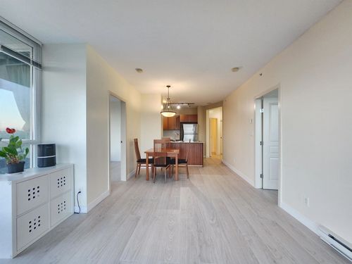 1307-4028 Knight St, Vancouver, BC, V5N5Y8 | Card Image