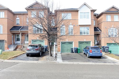 73-57 Brickyard Way, Brampton, ON, L6V4M3 | Card Image
