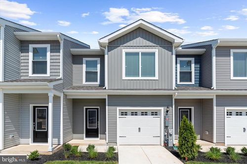 8145 Bartholomew Ct, BALTIMORE, MD, 21206-1665 | Card Image