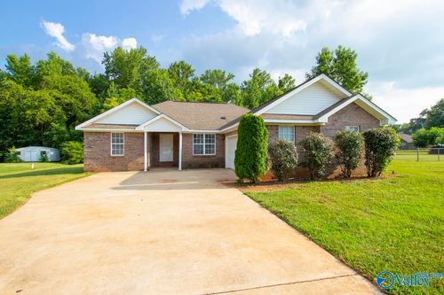 169 Singletree Dr, Hazel Green, AL, 35750-4802 | Card Image