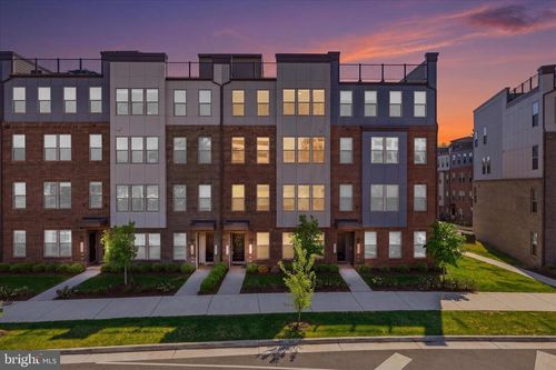 26b-13600 Innovation Station Loop, HERNDON, VA, 20171-6496 | Card Image