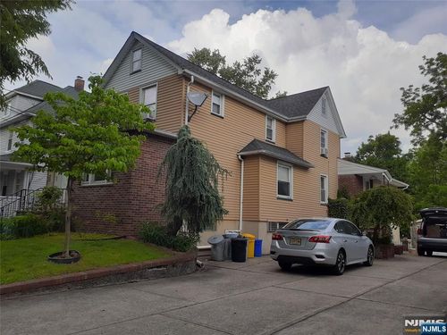 213 Elm Av Elm Avenue, Teaneck, NJ, 07660 | Card Image