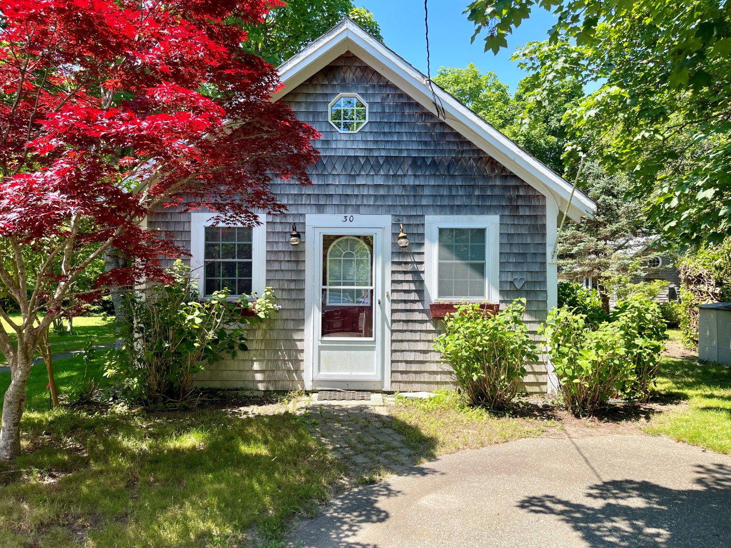 Pine St, Edgartown, MA 02539