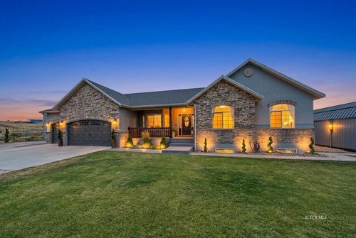 939 Bluejay Dr, Spring Creek, NV, 89815-7221 | Card Image
