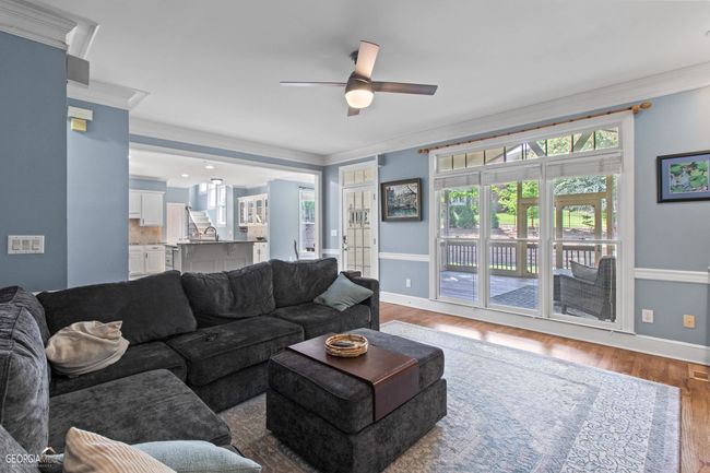 135 Colton Crest Dr, House other with 4 bedrooms, 4 bathrooms and 3 parking in Johns Creek GA | Image 15