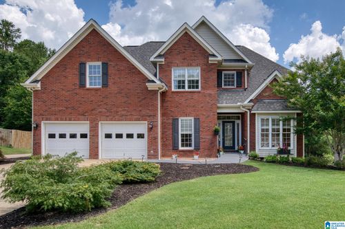 200 Avalon Ln, ANNISTON, AL, 36207-8092 | Card Image