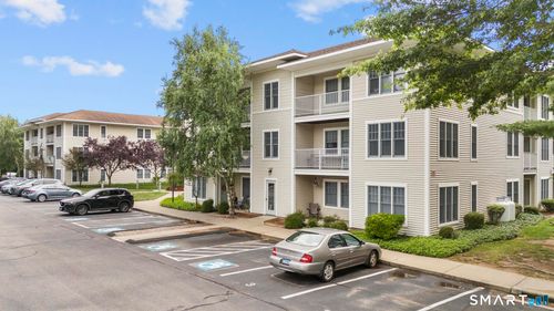 318-468 Main St, Niantic, CT, 06357 | Card Image