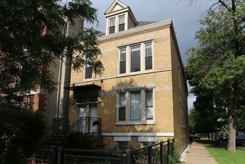 1f-2835 N Damen Ave, Chicago, IL, 60618-8350 | Card Image
