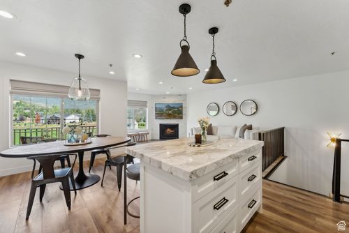 apt-3-984 Uri Ln, Midway, UT, 84049-6130 | Card Image