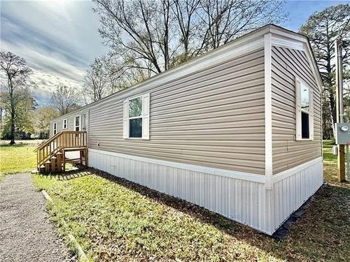 19452 Sisters Rd, Ponchatoula, LA, 70454-4454 | Card Image