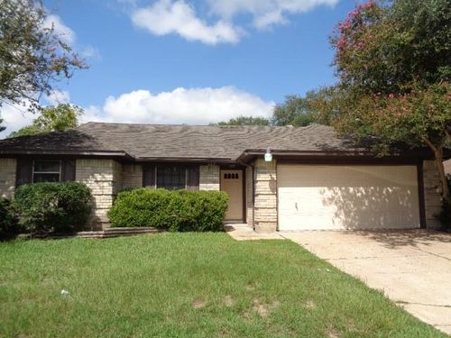 6611 Grove Field Ln, Houston, TX, 77084-6212 | Card Image
