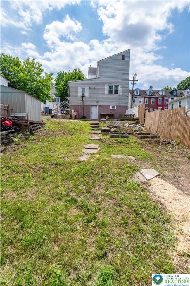 1013 Spruce St, House other with 5 bedrooms, 4 bathrooms and null parking in EASTON PA | Image 35