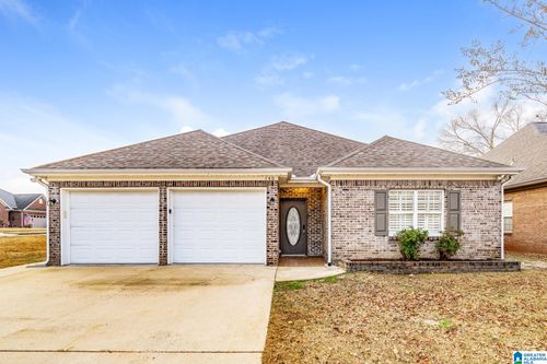 140 Camellia Ln, Pell City, AL, 35128-7485 | Card Image