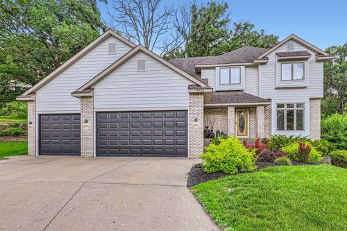 14925 Oak Ridge Ct W, Burnsville, MN, 55306-6165 | Card Image