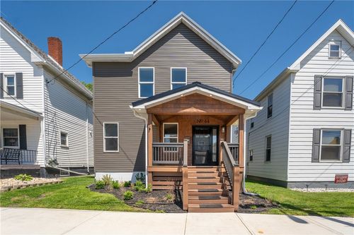 44 Maurice St, Uniontown, PA, 15401-4750 | Card Image