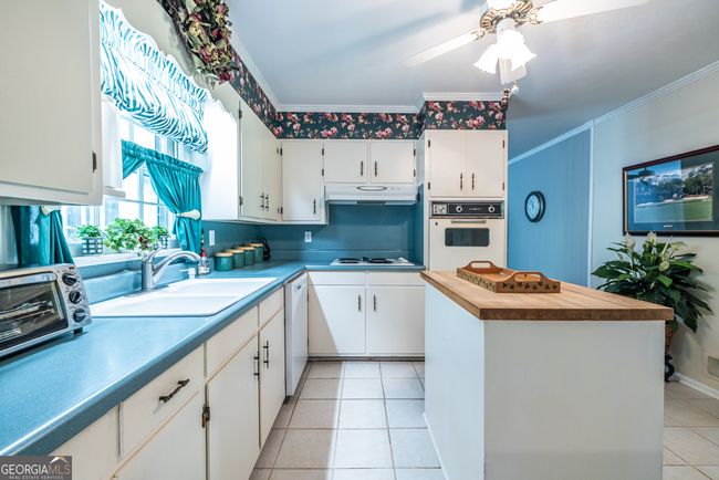 1602 Shamrock Trl Se, House other with 3 bedrooms, 2 bathrooms and null parking in Smyrna GA | Image 19