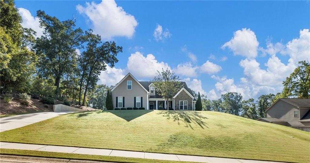 Thornhill Cir, Jefferson, GA 30549