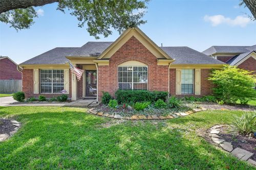 4004 Dogwood Dr, Pearland, TX, 77584-9209 | Card Image