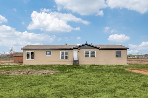 140 Terri Dr, Collinsville, TX, 76233-3173 | Card Image