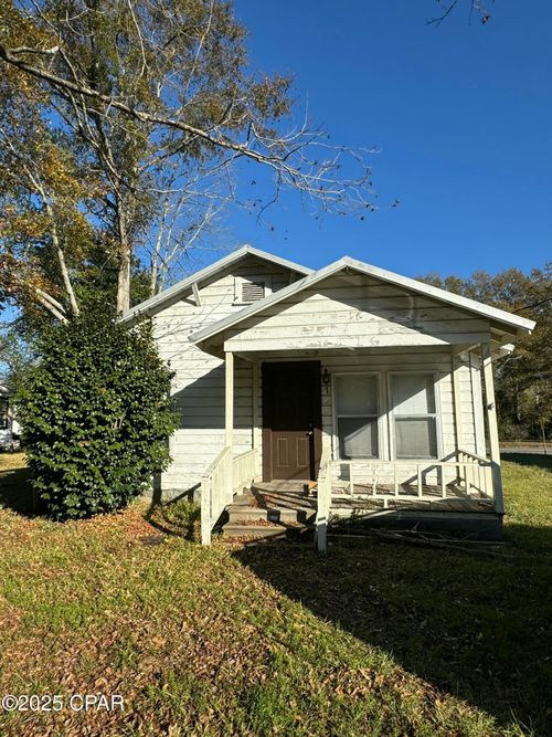 5289 Brown St, Graceville, FL, 32440-2211 | Card Image