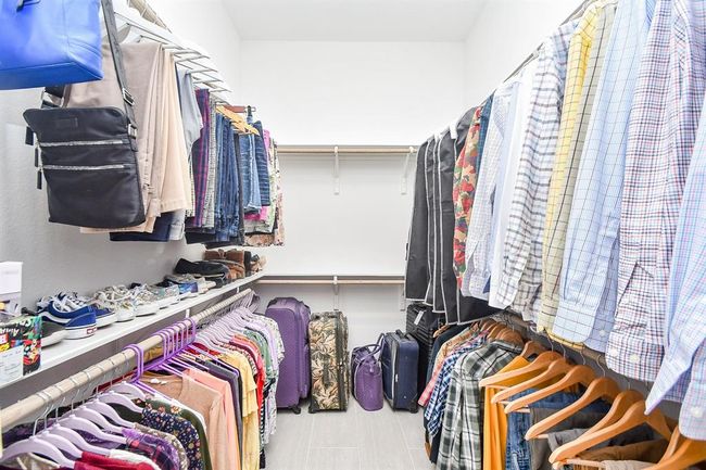 Large primary closet | Image 21