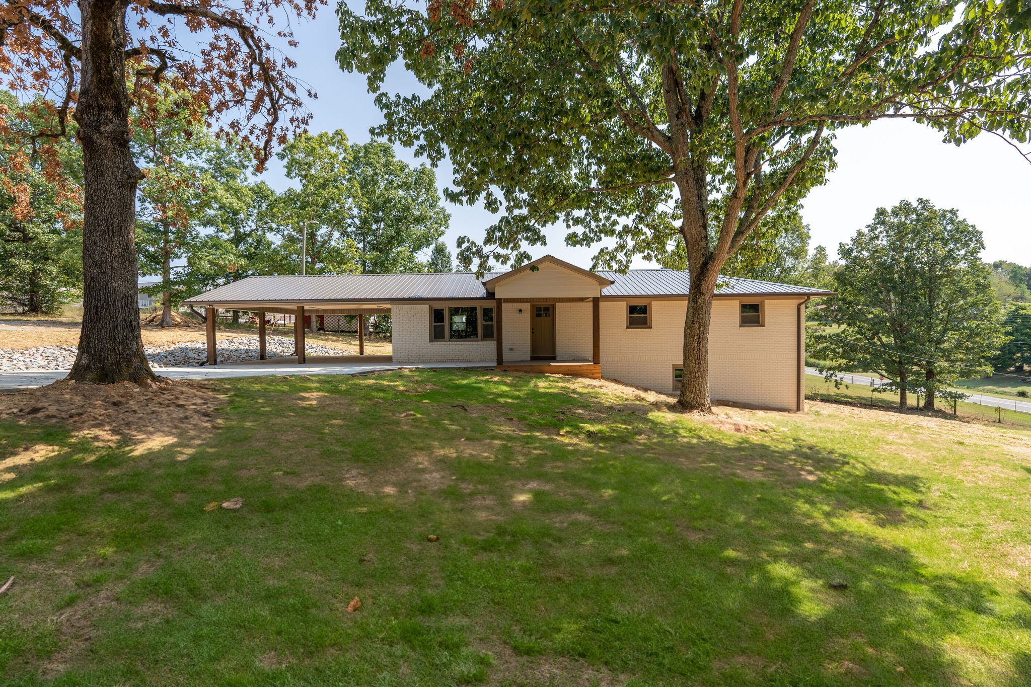 Bundrant St, Waynesboro, TN 38485
